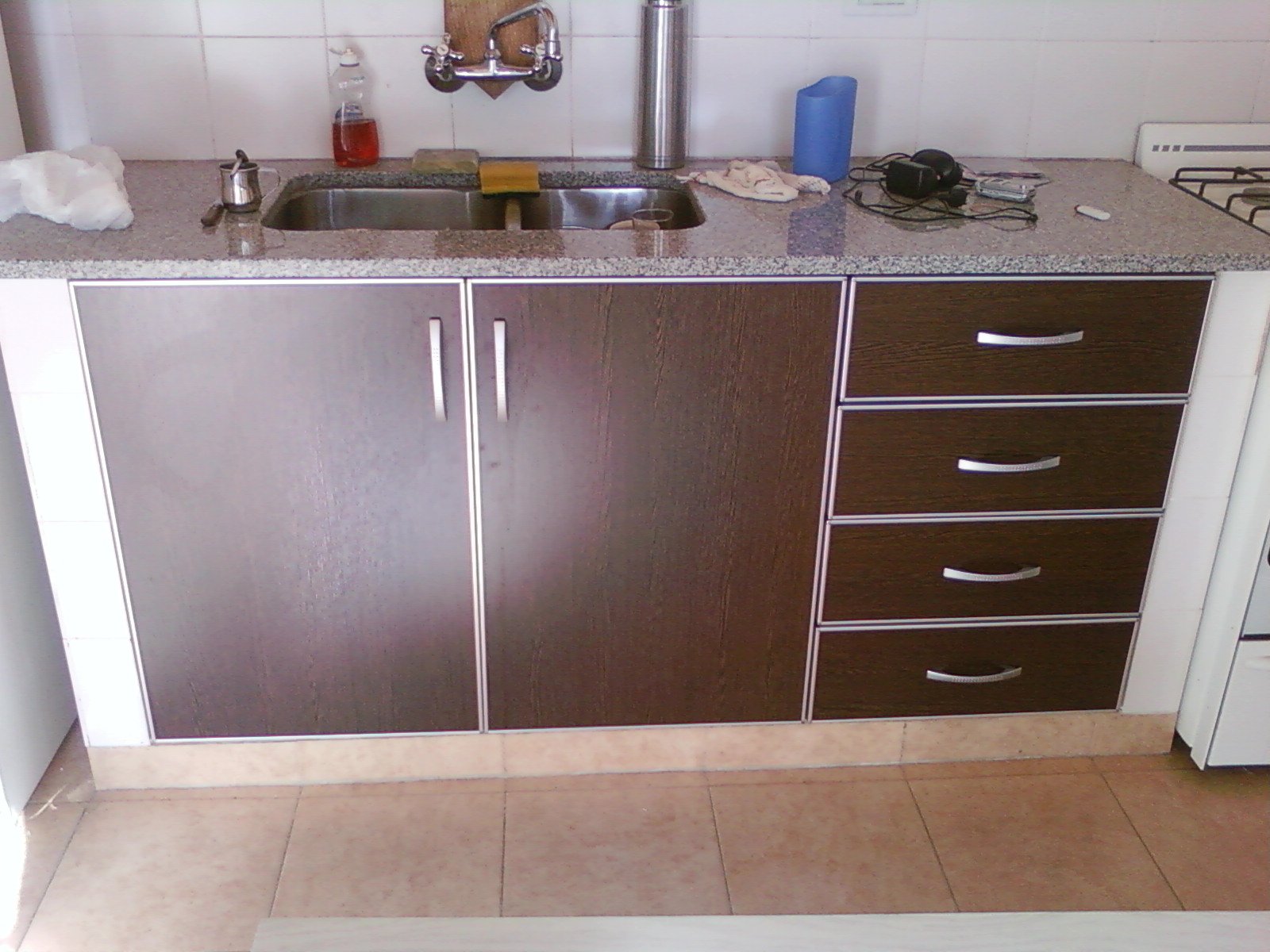 Ambiente con muebles de melamina a medida